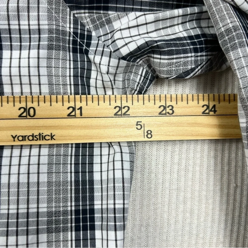 Banana Republic Men’s Large Camden Fit Non-Iron Button Front Shirt Checkered